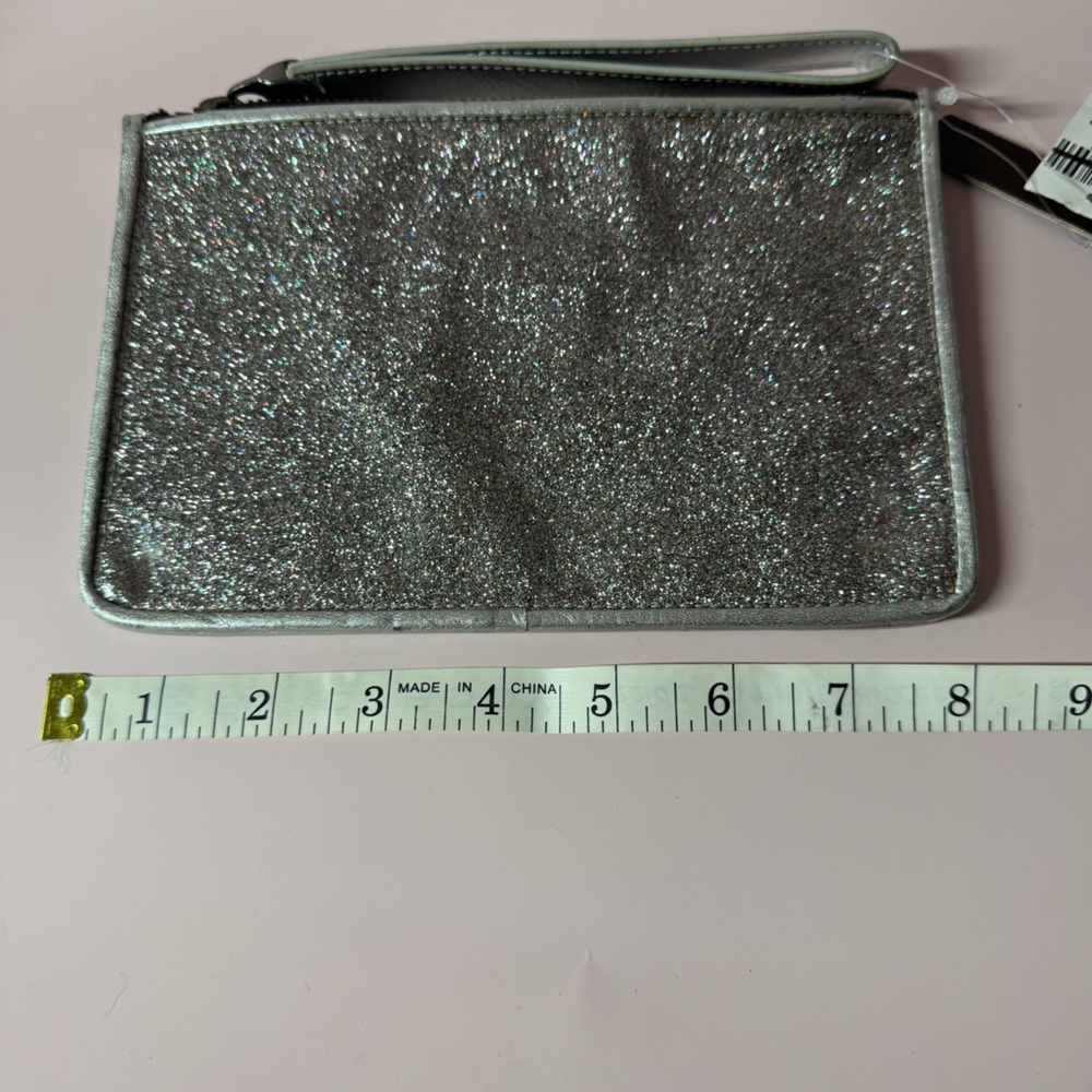 Henri Bendel Flat As A Pancake-Glitter Wristlet (NWT) - Picture 9 of 13